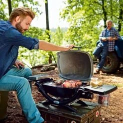Weber Tisch-Gasgrill Q 1200 Mit 1 Brenner & Deckelthermometer Schwarz -Landmann Verkäufe 3505369 A01